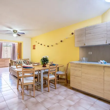 Castle Harbour Feel Like Flat Cristianos By Lovetenerife Los Cristianos (Tenerife)